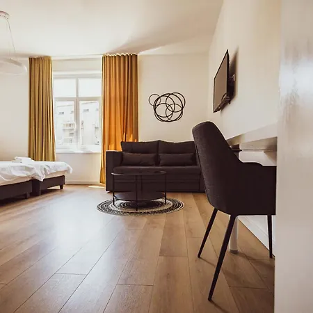 Bg Exclusive Suites Aparthotel 4*