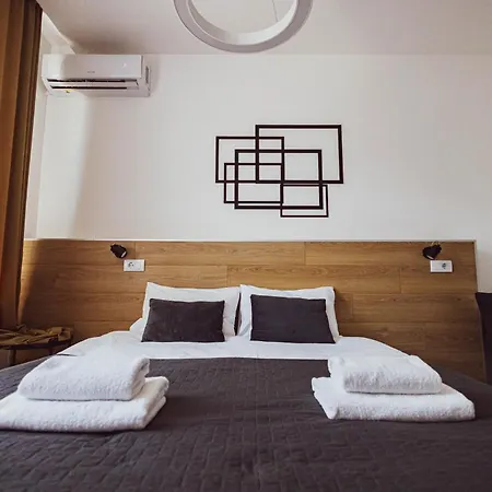 Bg Exclusive Suites 4*