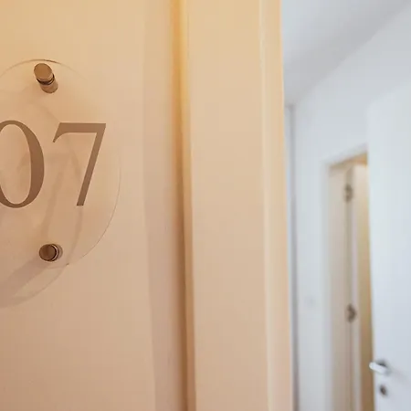 Aparthotel Bg Exclusive Suites 4*