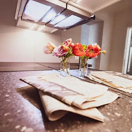 Bg Exclusive Suites Aparthotel